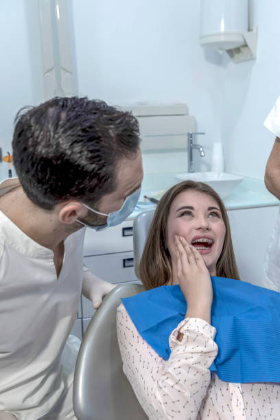 Best Dentist Open Late Near Me  in Balcones Heights, TX